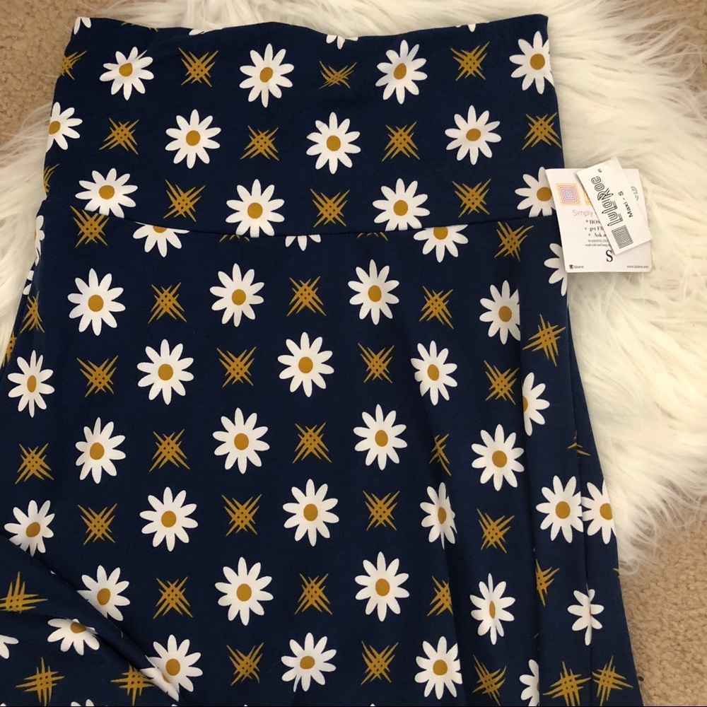 NWT LuLaRoe Daisy Print Maxi